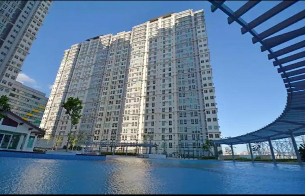 סן פדרו מקאטי San Lorenzo Place Condo מראה חיצוני תמונה