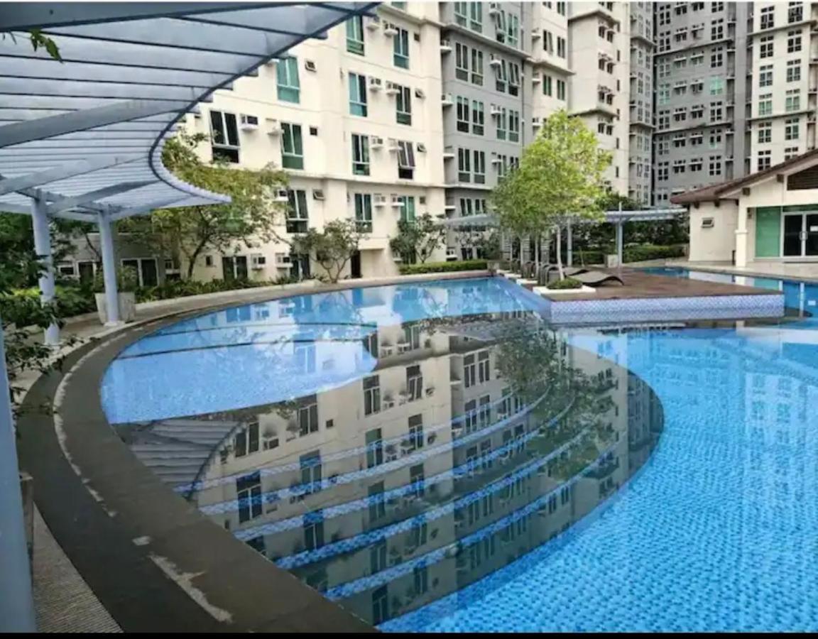 סן פדרו מקאטי San Lorenzo Place Condo מראה חיצוני תמונה