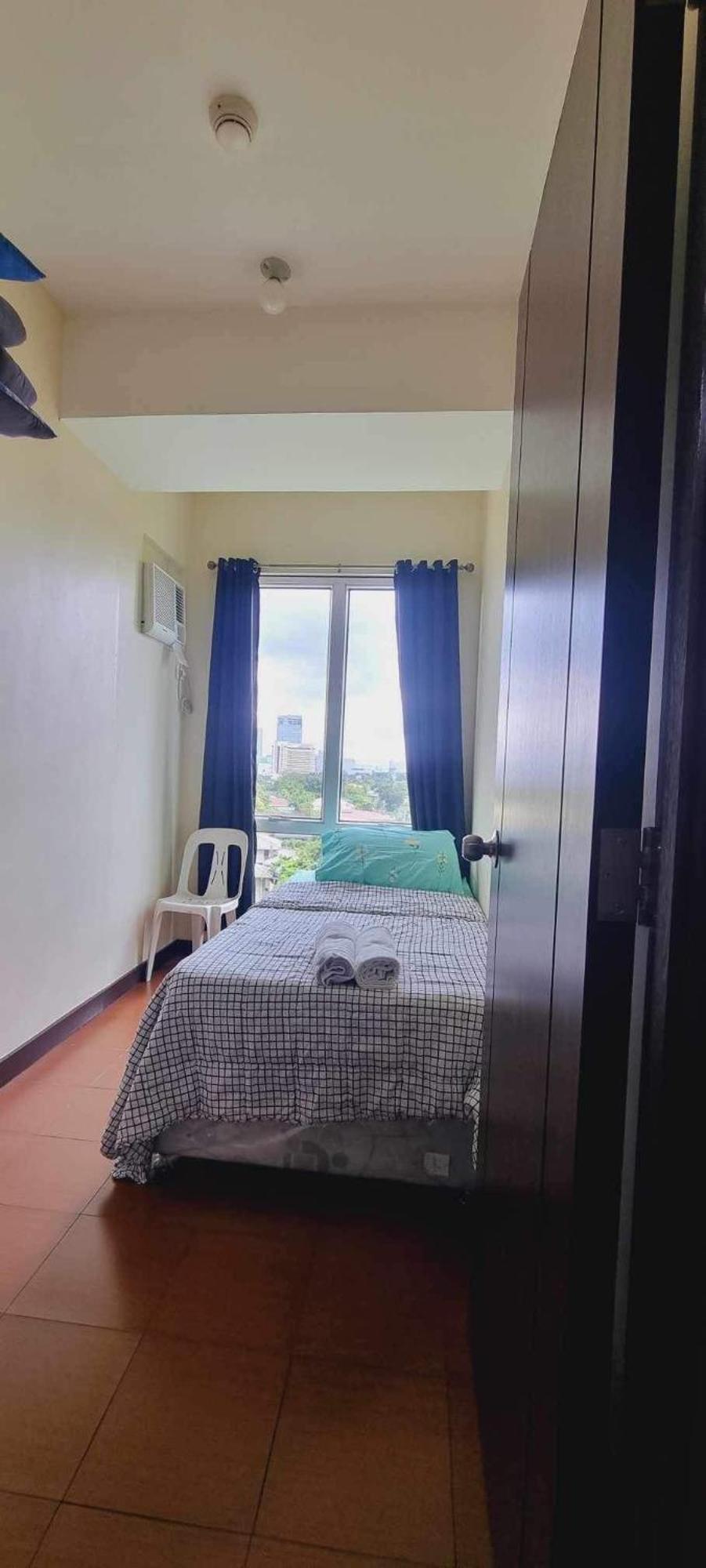סן פדרו מקאטי San Lorenzo Place Condo מראה חיצוני תמונה