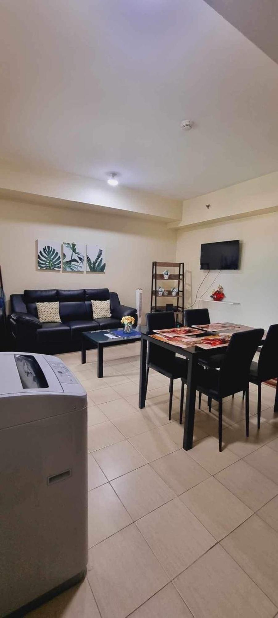 סן פדרו מקאטי San Lorenzo Place Condo מראה חיצוני תמונה